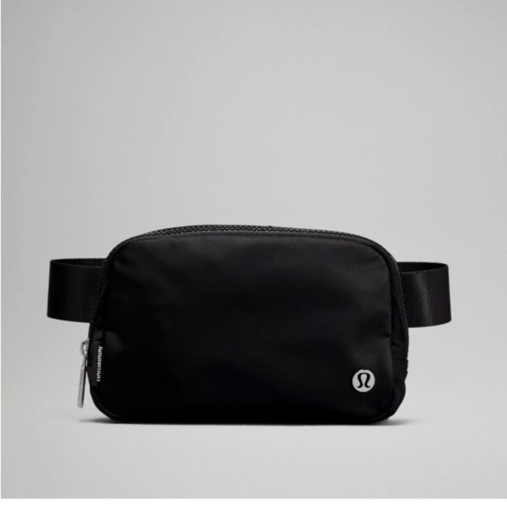 Lululemon Black Everywhere Belt Bag